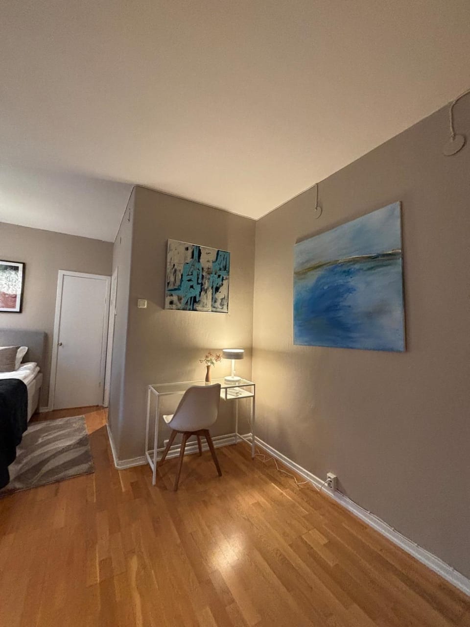 Living room, Bedroom
