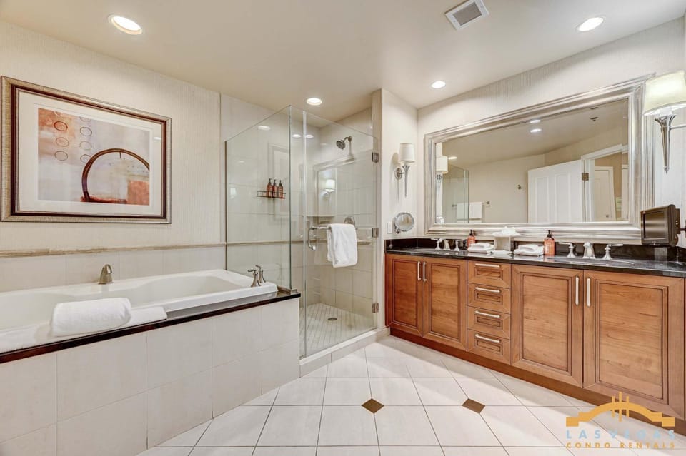 MGM Signature-07-804 Jacuzzi Studio House in Las Vegas Strip