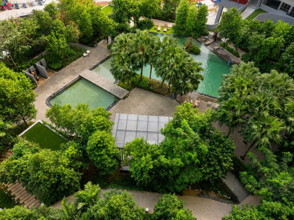 Property building, Swimming pool