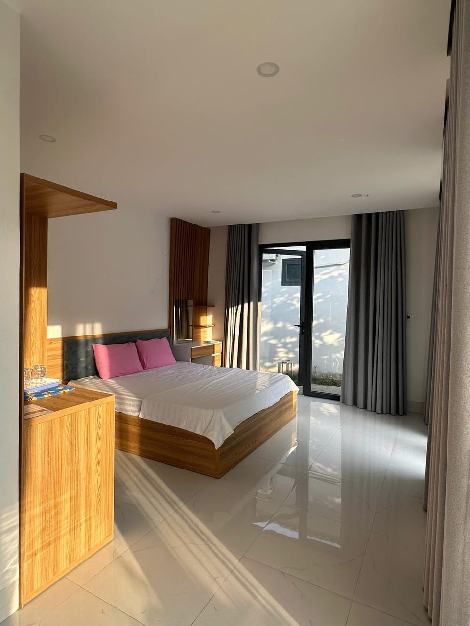 Bungalow nhà mái chòi kiểu cổ điển Apartment in Phu Quoc