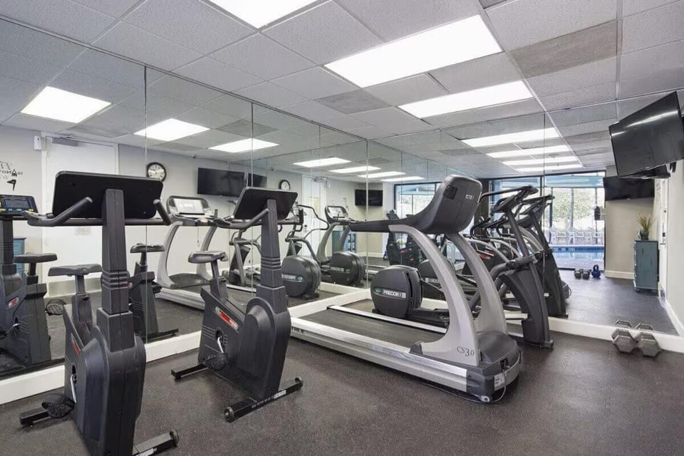 1802 Remodeled 2BR Condo at Enclave Suites Apartment in Orlando