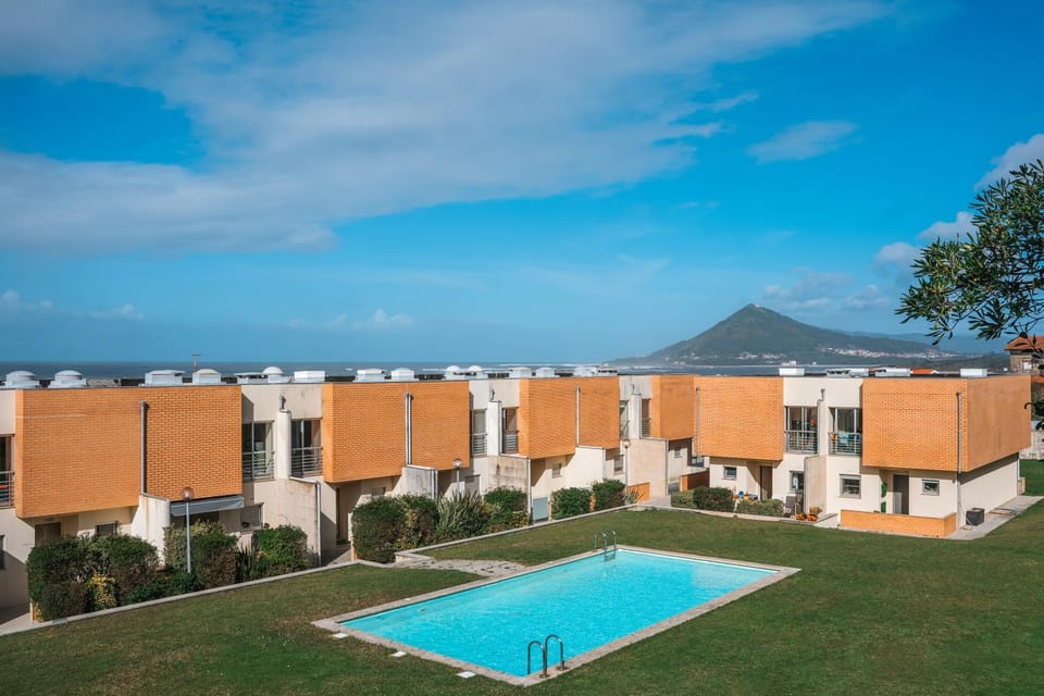 Garden, Swimming pool