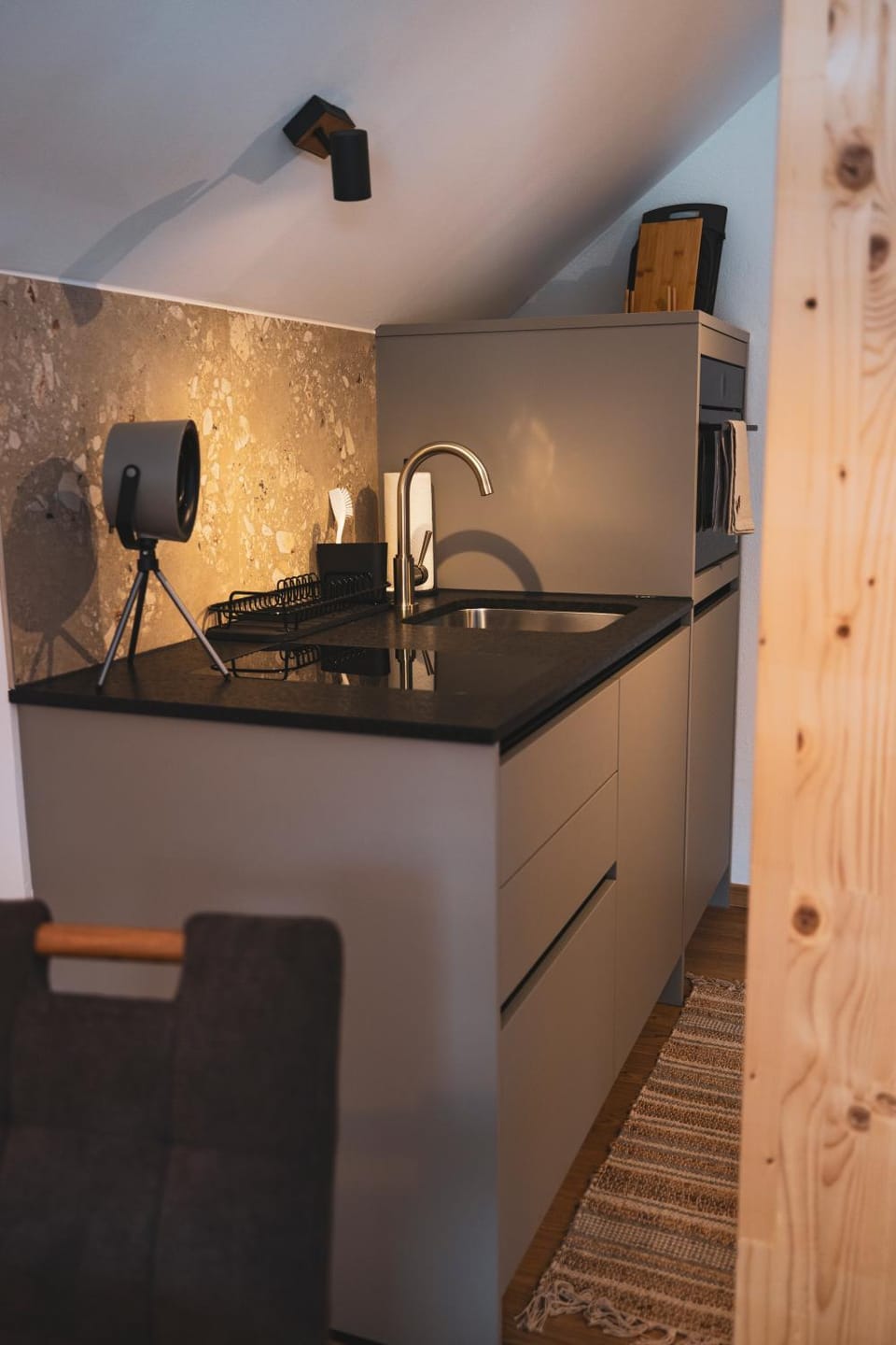 Kitchen or kitchenette, Breakfast