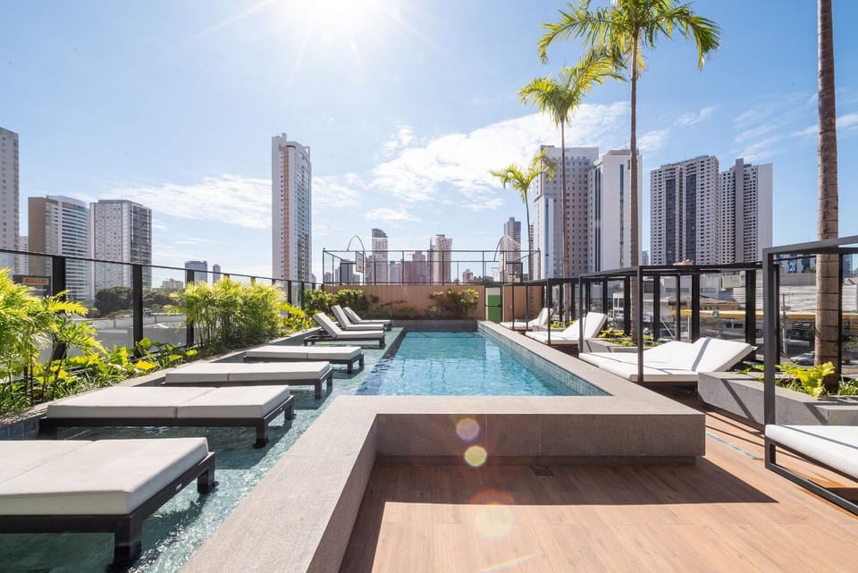 Solarium, Swimming pool