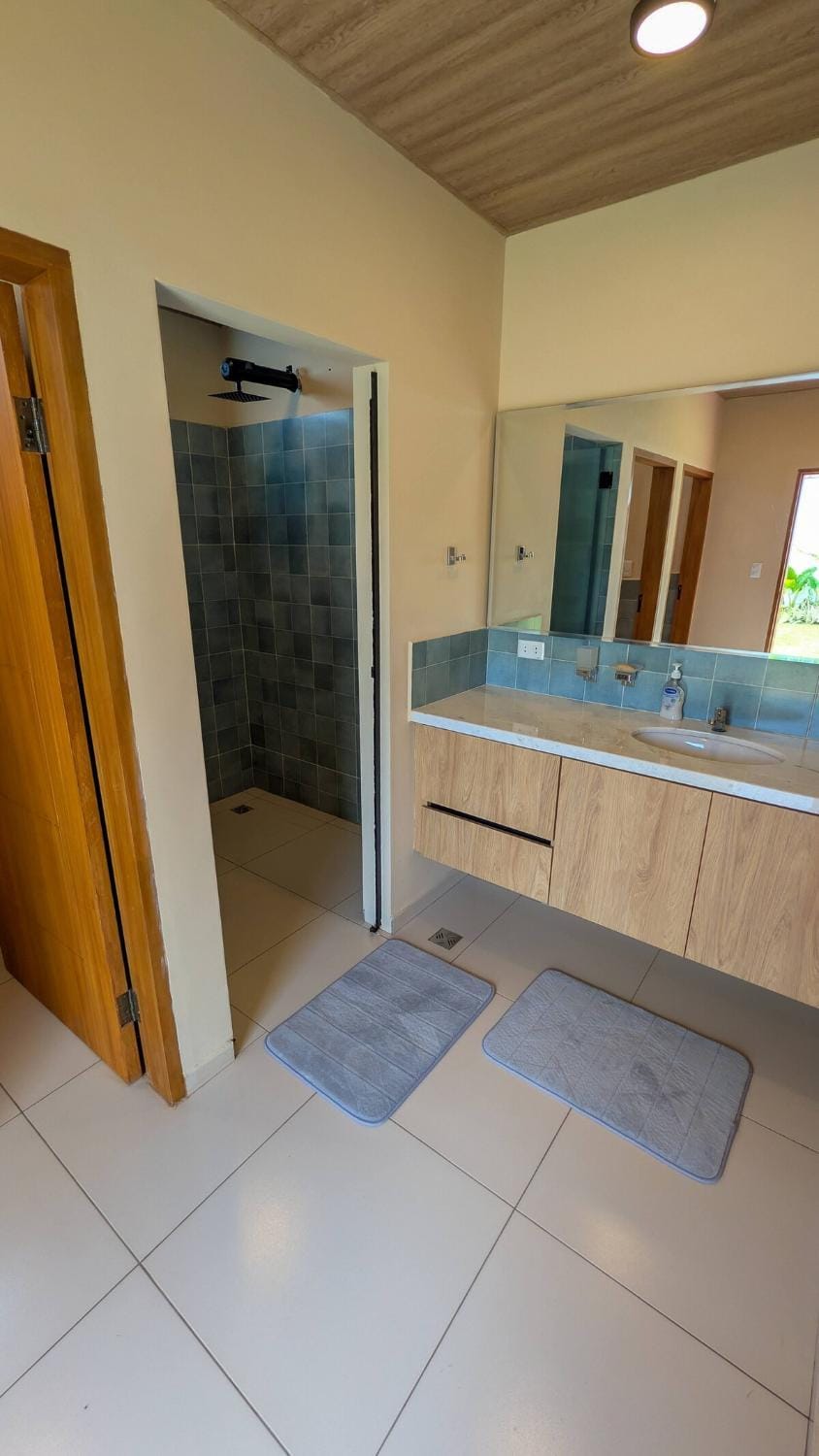 Casa Baita Familiar con piscina, zona Pirai House in Santa Cruz de la Sierra