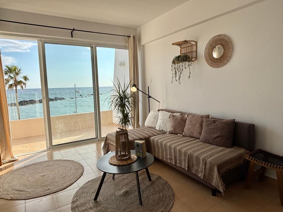 SEA VIEW Apartment in Paphos Port Apartment in Paphos