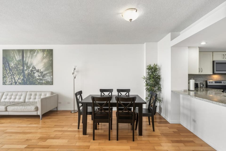 Seating area, Dining area
