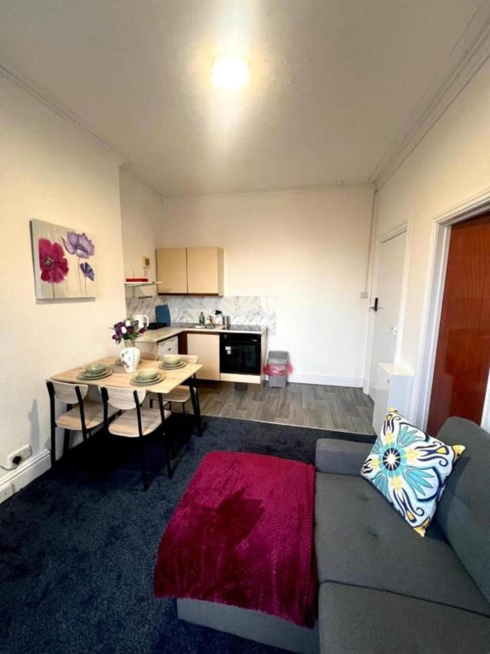 Seating area, Bedroom