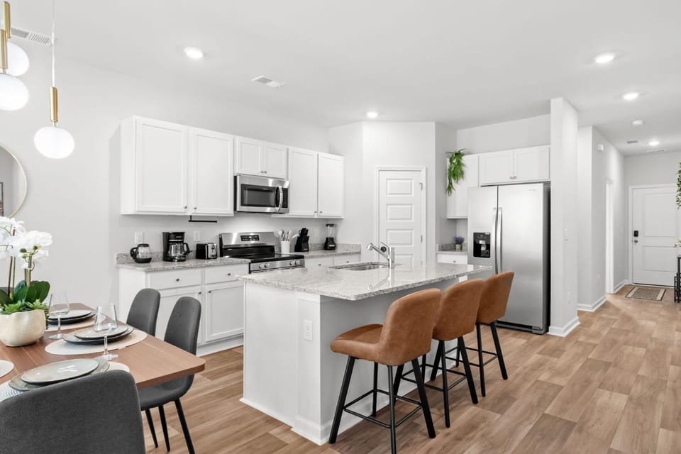 Myrtle Modern House 3BR-3BA New Build - Pool, Beach, Golf House in Carolina Forest