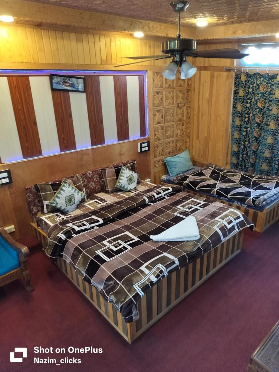 Houseboat happy england Docked boat in India