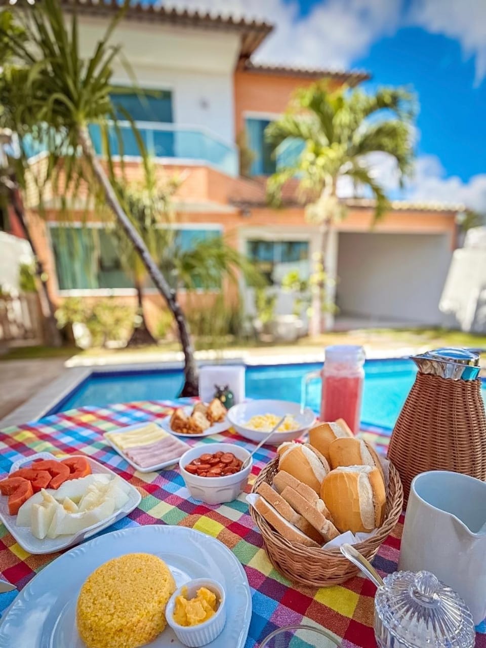 Dining area, Pool view, Swimming pool