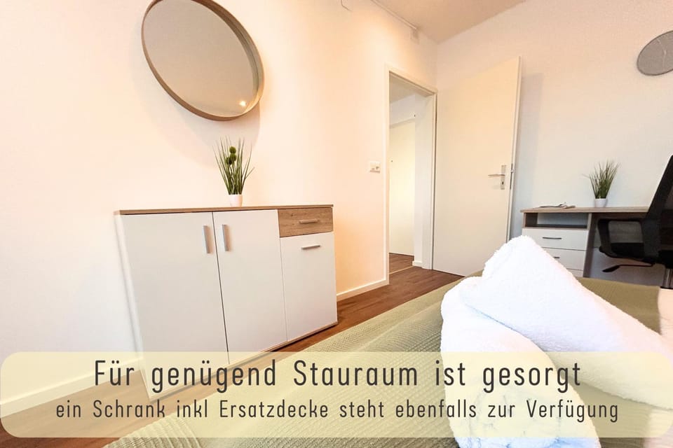 Bedroom, wardrobe