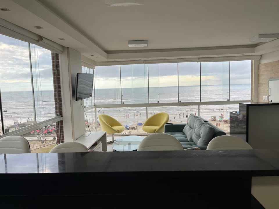 Apartamento Beira Mar centro de Capão da Canoa Apartment in State of Rio Grande do Sul
