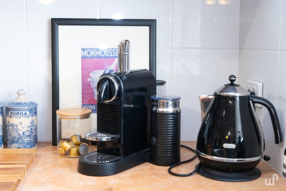 Coffee/tea facilities, Kitchen or kitchenette