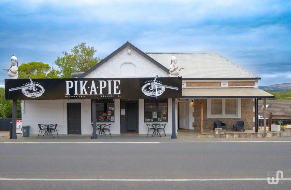 Property building, Location