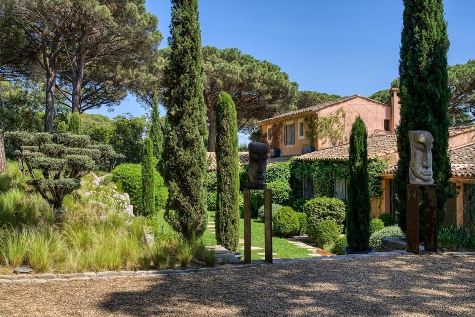 Property building, Garden