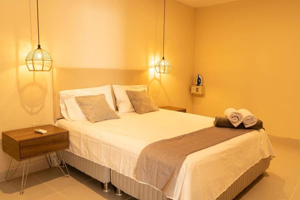 Apto Moneda 5 Colonial Charm Jacuzzi in the Heart of Cartagena Apartment in Cartagena