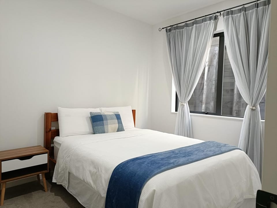 Private 2-Bedroom Guest Suite in The Gardens Apartment in Auckland