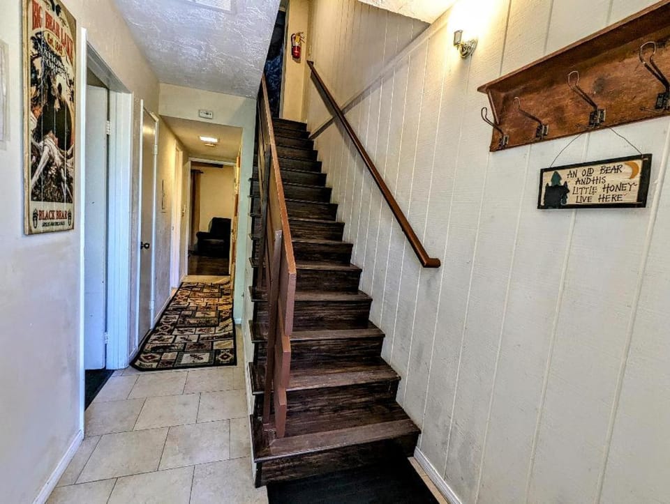 Snow Summit Townhouse Unit 17 House in Big Bear