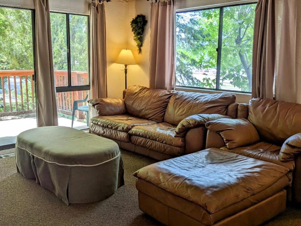 Snow Summit Townhouse Unit 86 House in Big Bear