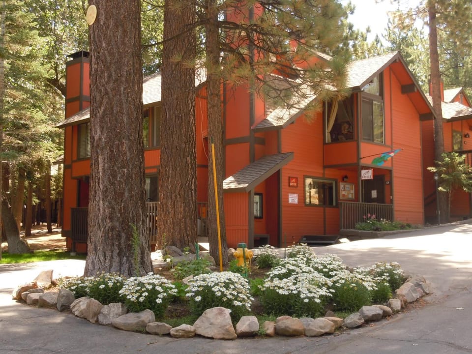 Escape For All Seasons Unit 57 House in Big Bear
