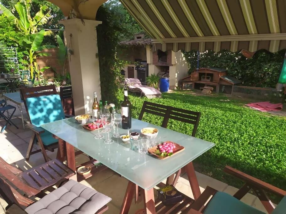 Studio in villa provencal with pool Apartment in Vence