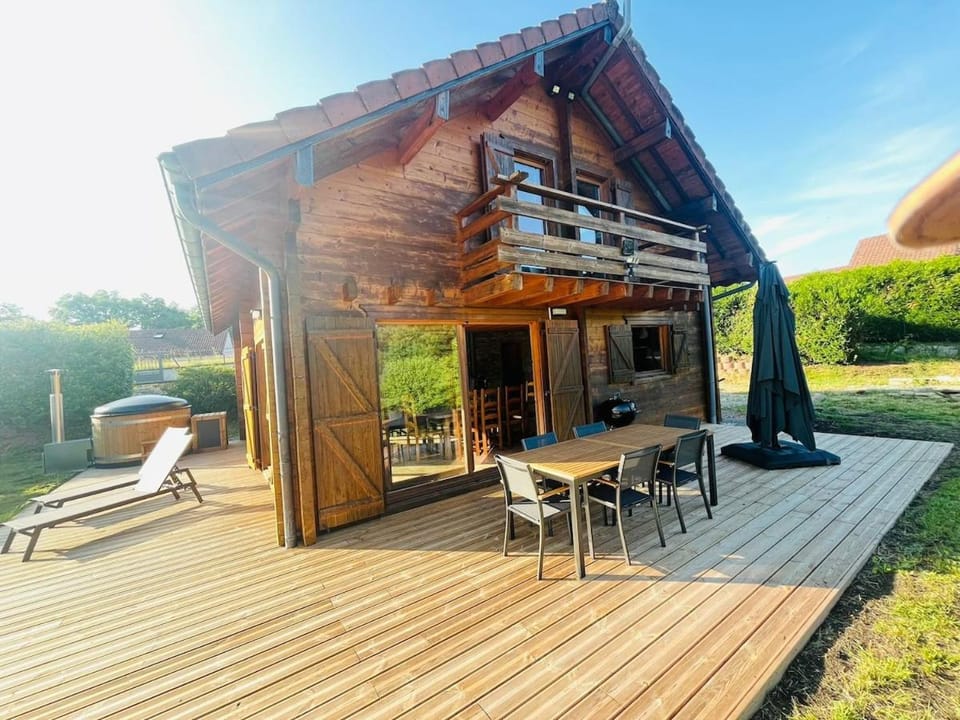 Cozy chalet with Nordic bath Chalet in Bourgogne-Franche-Comté