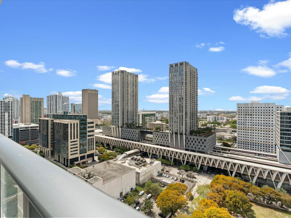 Balcony/Terrace, City view