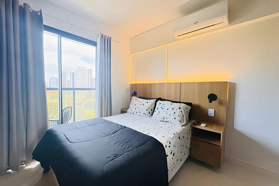 Bed, Photo of the whole room, Bedroom, air conditioner