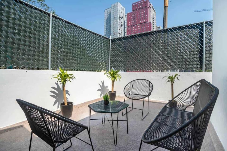 Stylish Home with Arcade Game & Private Patio House in Mexico City
