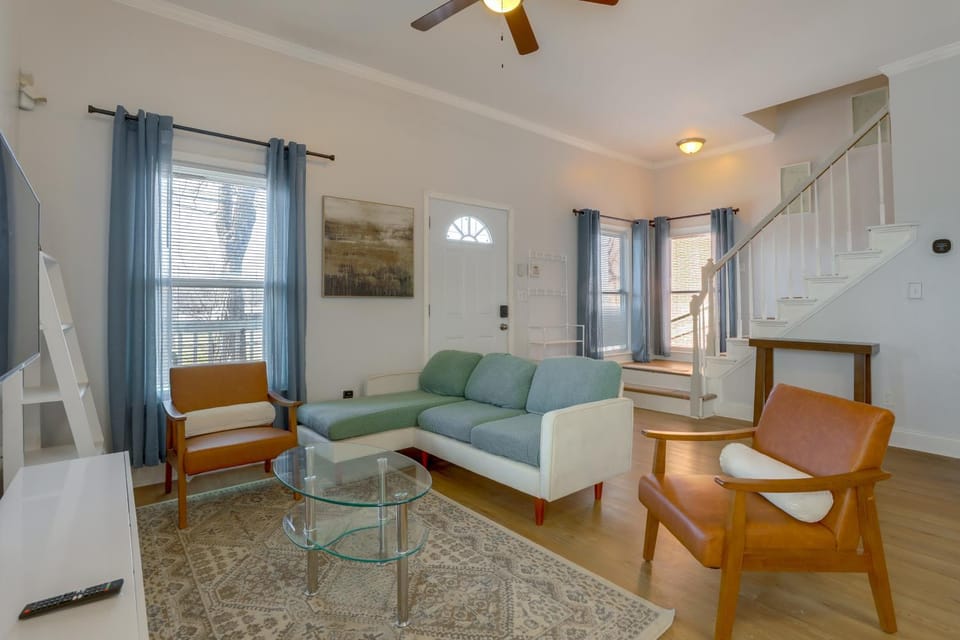 Extended Stay Near Int’l Soccer! ATL Home w/ Yard House in Atlanta
