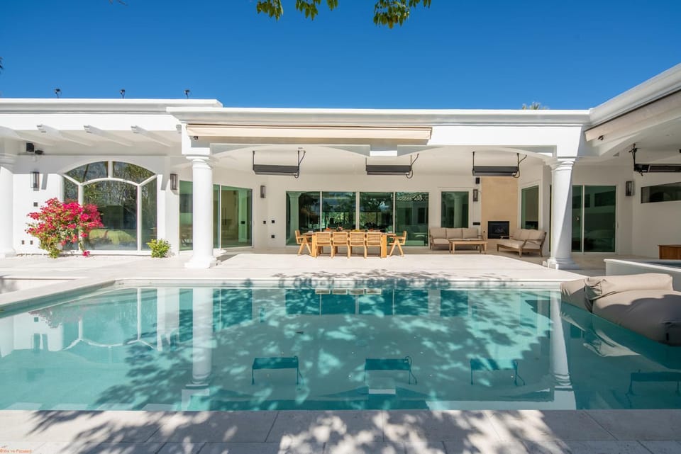 Luxury 6br Palm Springs Retreat with Private Pool & Spa House in Palm Springs