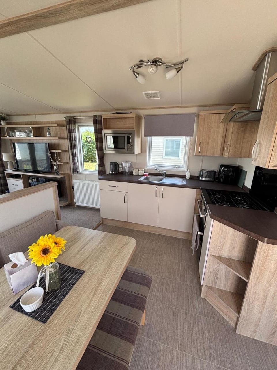 3 Bedroom Family friendly - Seaview Holiday Park House in Whitstable