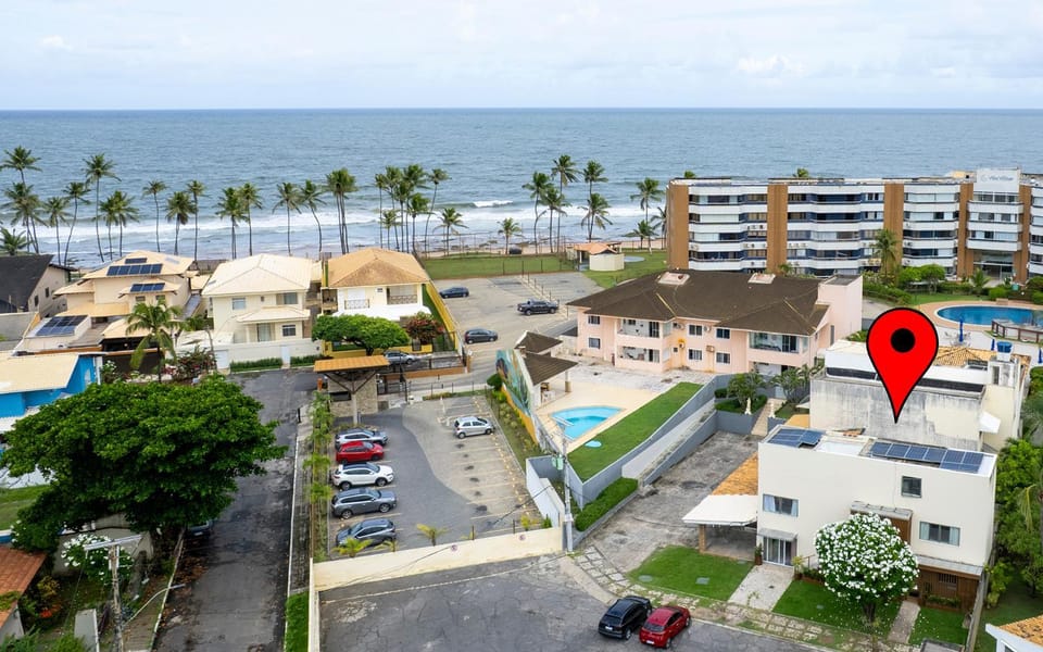 Property building, Nearby landmark, Bird's eye view, Beach, Location, Parking
