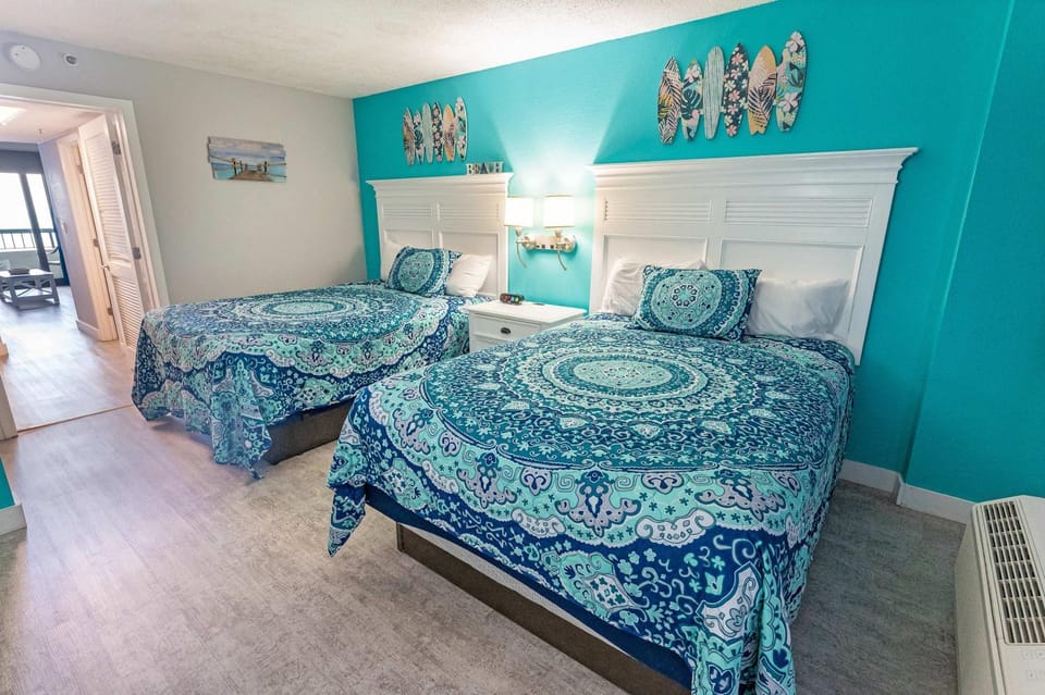 Newly Remodeled Direct Oceanfront Great View Nice Apartment in Myrtle Beach