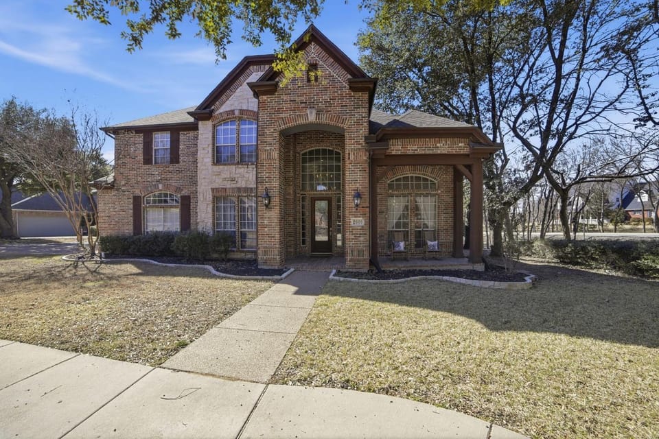 Brittany House Pool, Arcade, Movie Theater home House in Rowlett