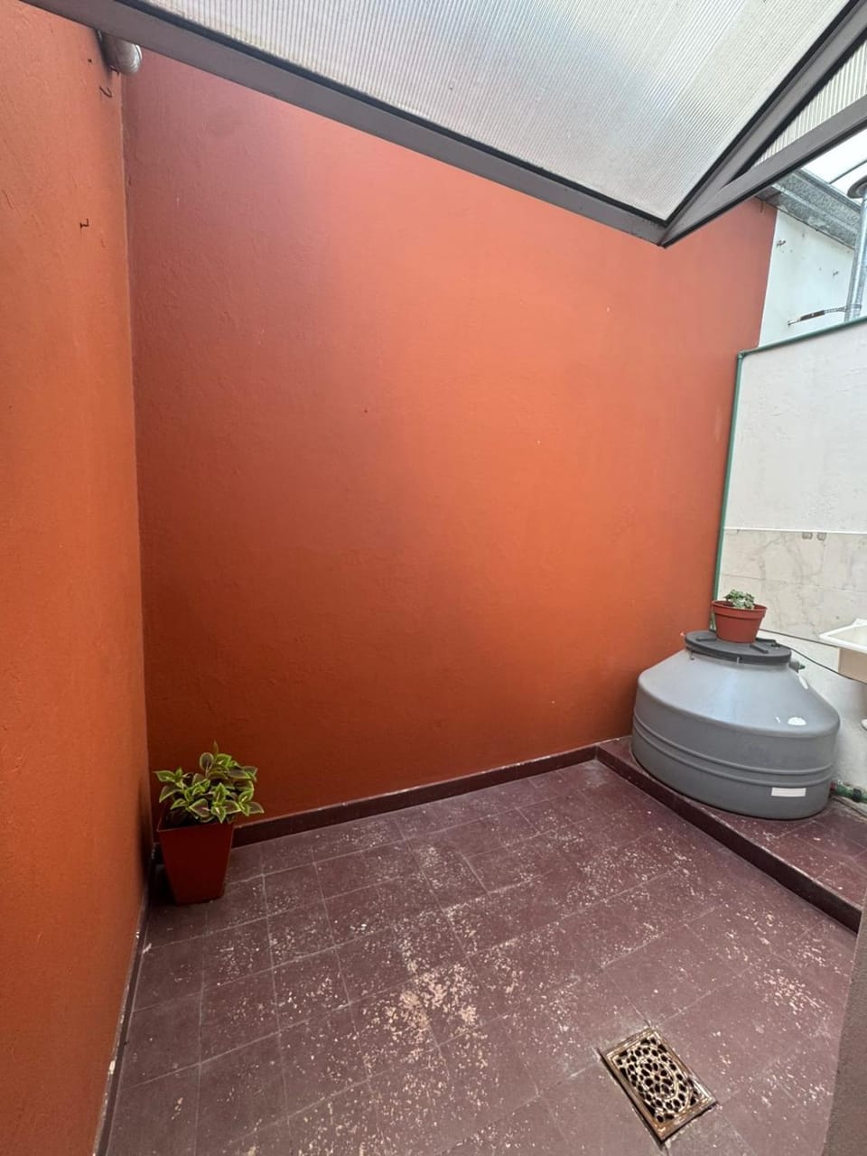Inner courtyard view