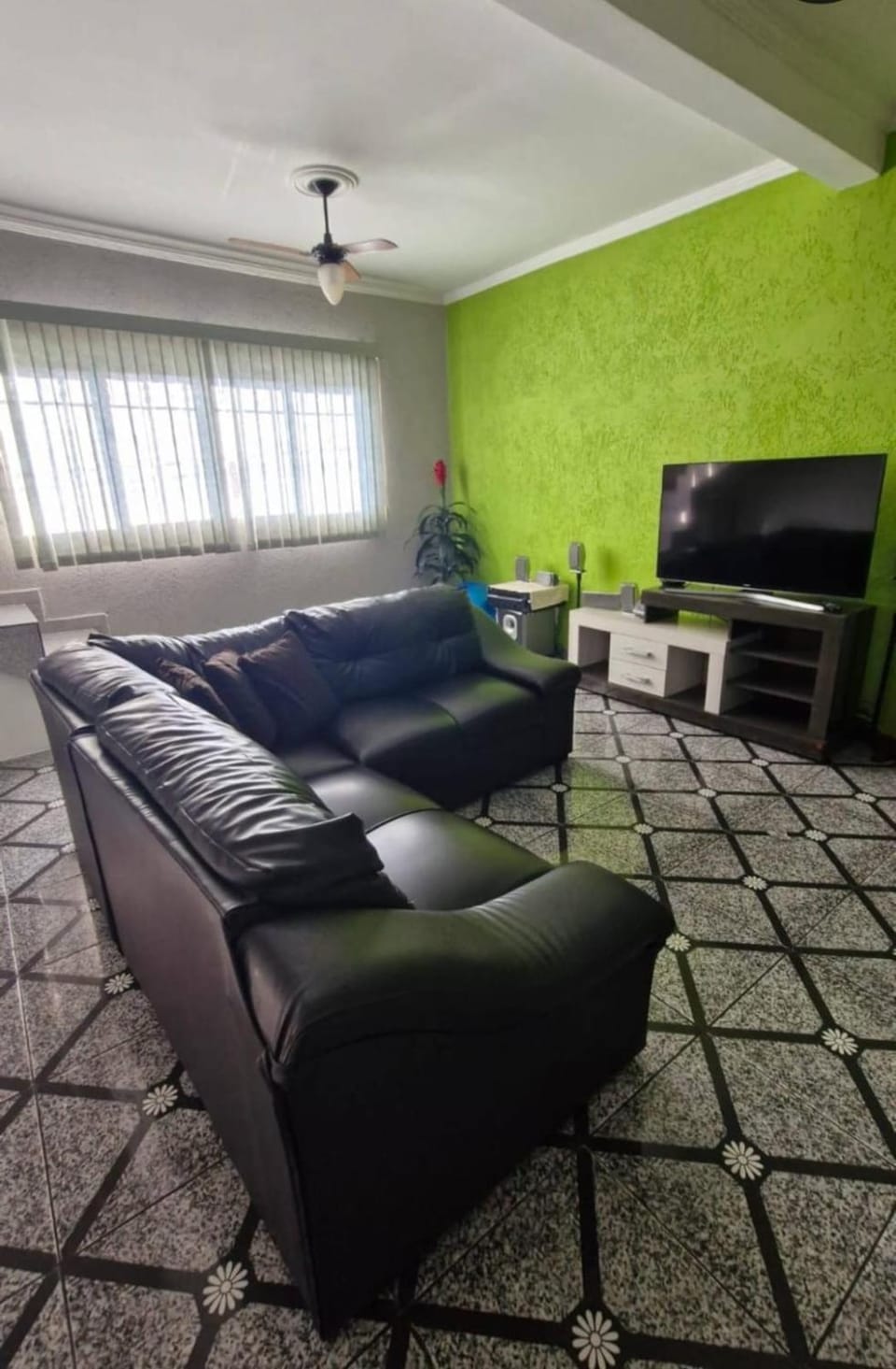 Sobrado próximo ao Aeroporto de Guarulhos House in Guarulhos