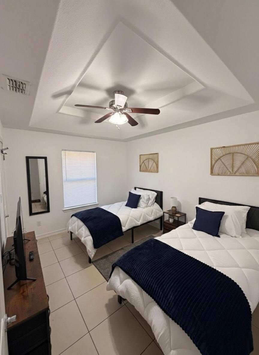 Comfy Apartment Prime Location Apartment in Edinburg