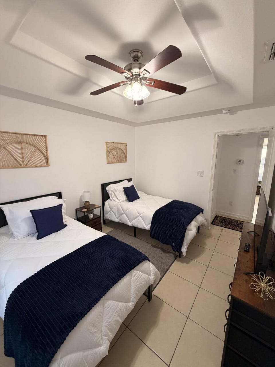 Comfy Apartment Prime Location Apartment in Edinburg