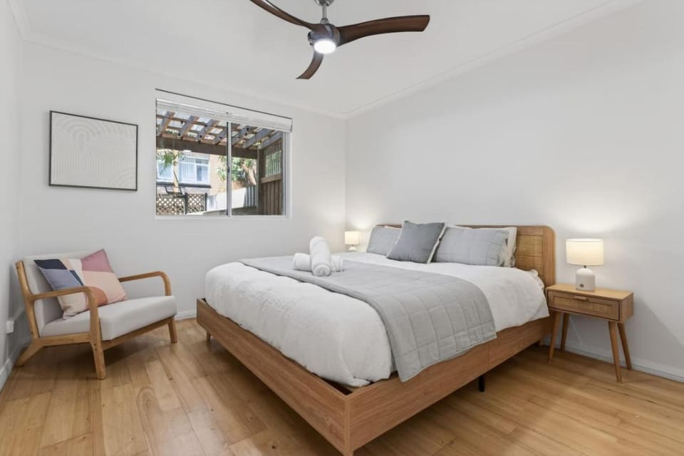 Dee Why Beachside 2BR with AC | 3min Walk to Beach Apartment in Sydney