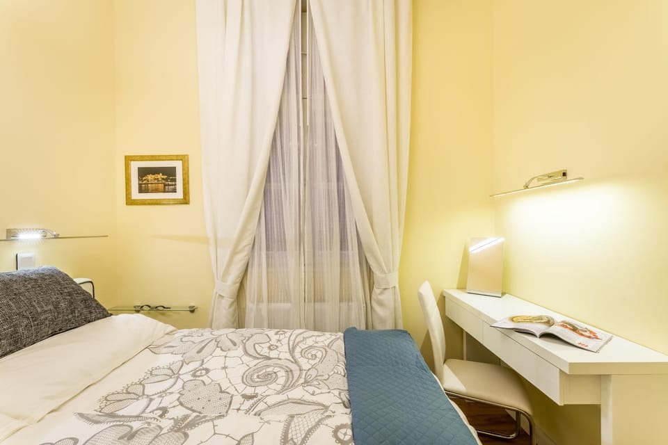 Kiwi Apartment in the heart of Budapest with free parking Apartment in Budapest