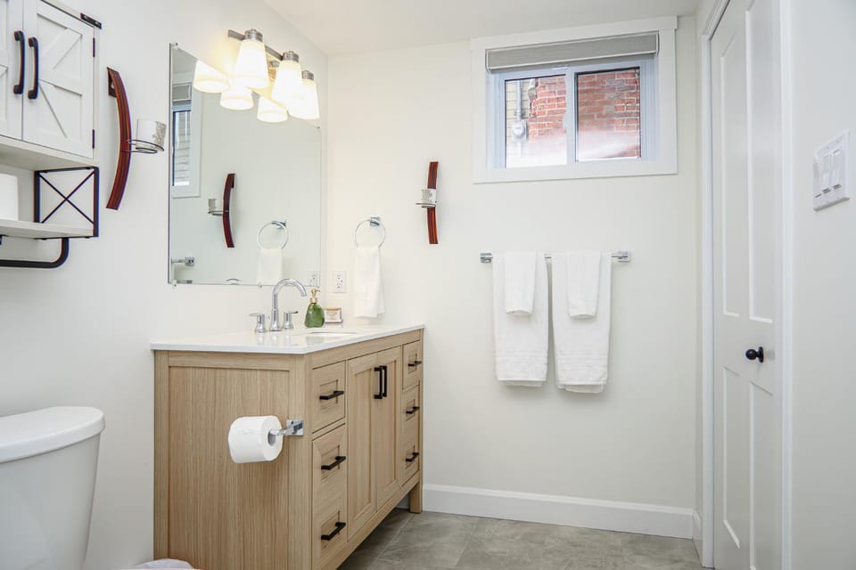 The 214 BnB Villa in New York
