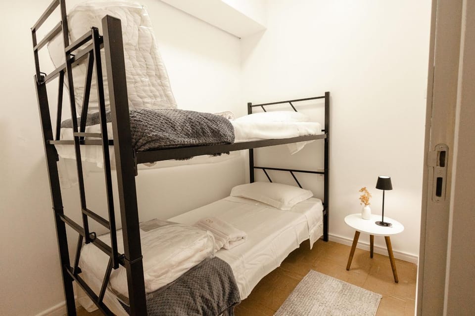 bunk bed