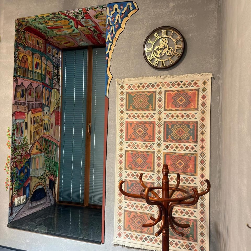 Sefora's cozy apartment in old Tbilisi Apartment in Tbilisi, Georgia