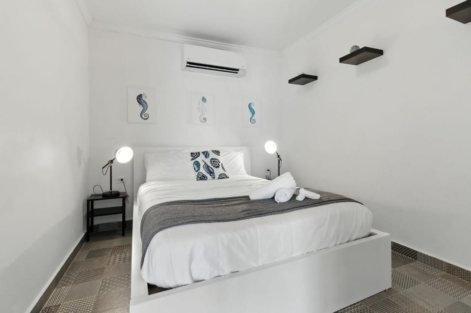 Caribbean Gem 2BR Near La Placita & Condado Inn in San Juan