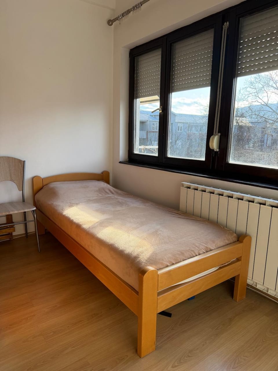 Bed, Photo of the whole room, Bedroom, internet