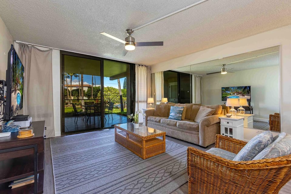 Kamaole Sands #10-111 Ocean View, Inner Court, Ground Floor, Close to Beach Apartment in Kamaole
