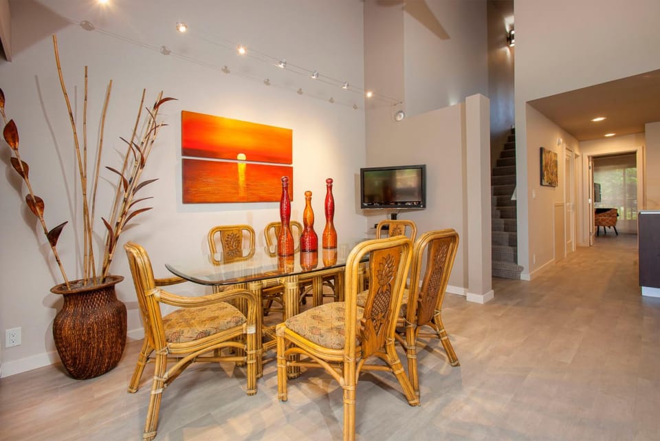 Maui Kamaole #A-201 Ocean view, A/C Throughout, Wifi, Across Kamaole Bch III Apartment in Wailea