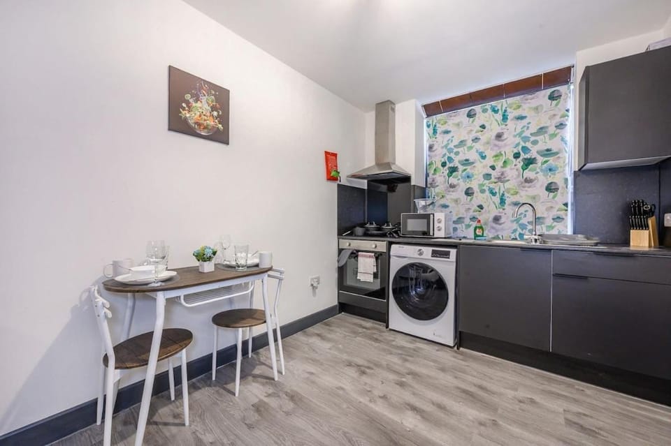 Dining area, microwave, oven, stove, kitchen